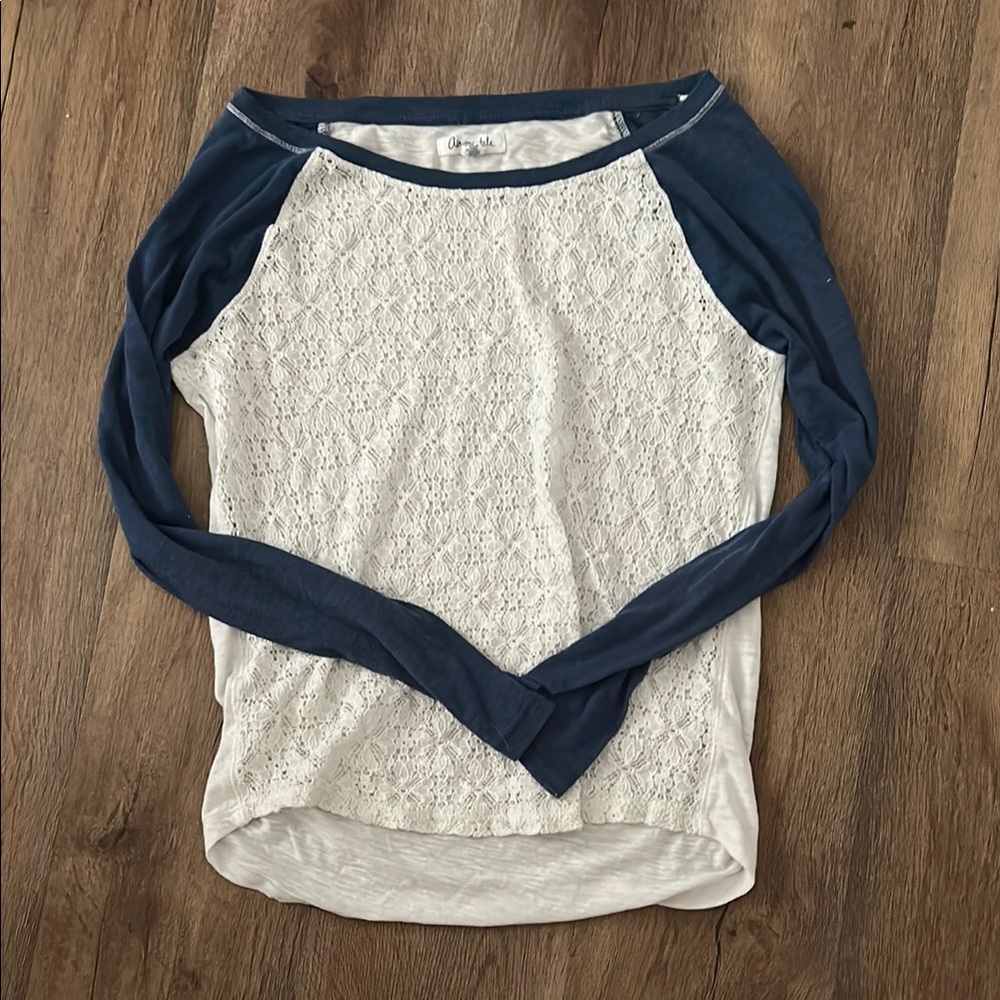 Aeropostale White and Blue Raglan Tee